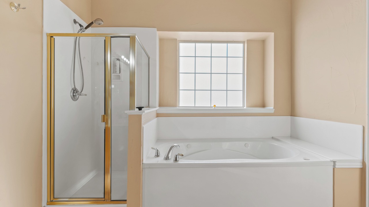 Photo of Bathroom in Allen