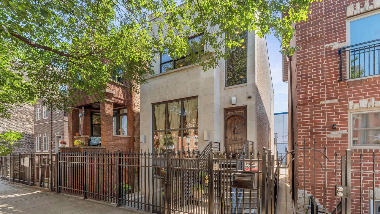 Photo of Outdoor in Heart of Chicago