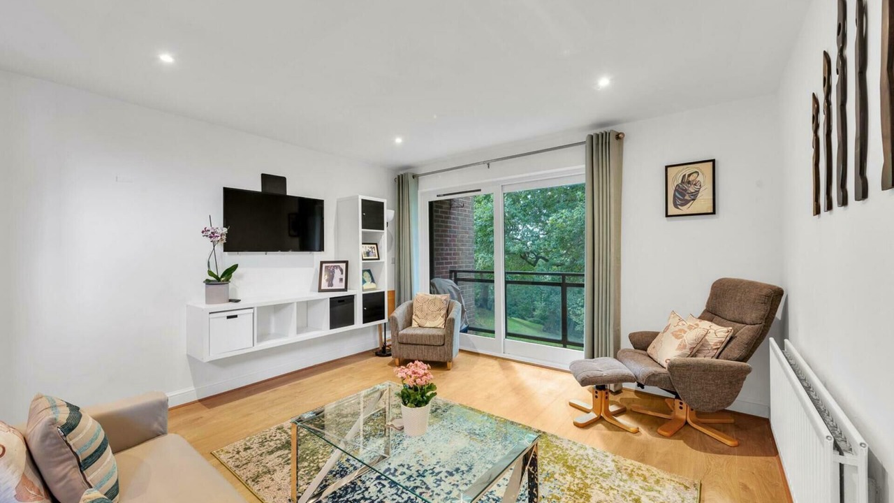 Photo of Livingroom in London Borough of Bromley