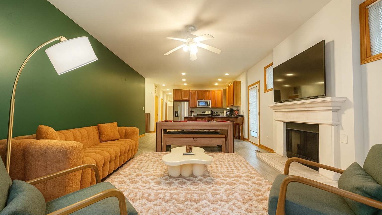 Photo of Livingroom in Wicker Park
