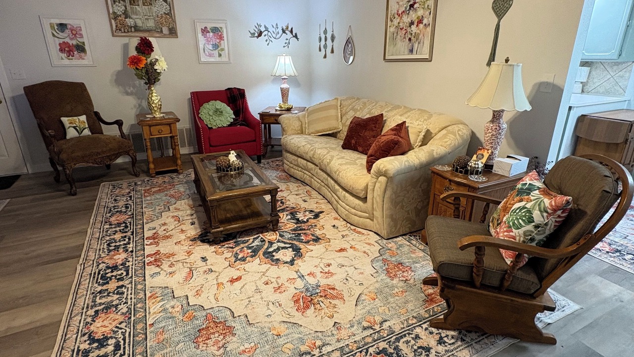 Photo of Livingroom in Enid