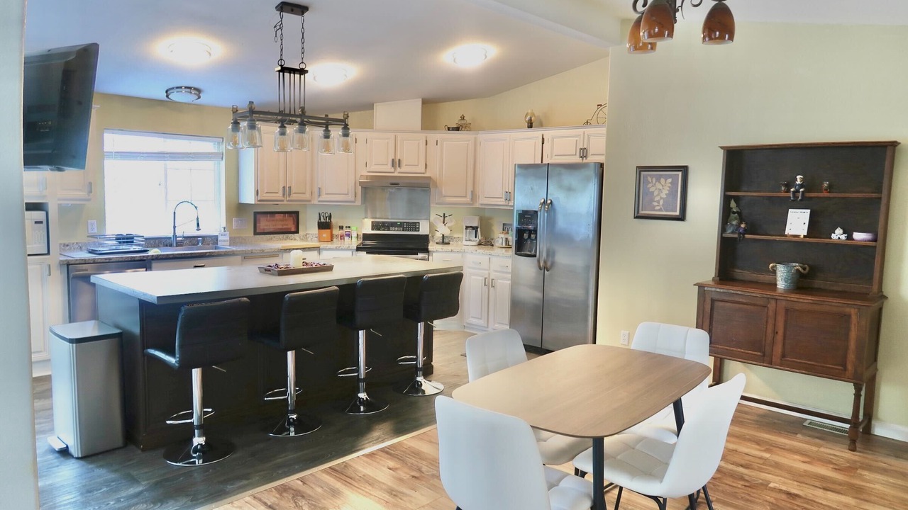 Photo of Others in West Hazel Dell