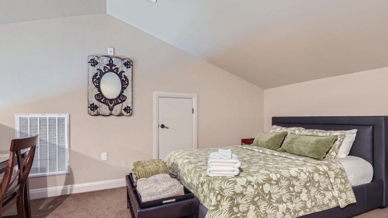 Photo of Bedroom in Lakeway
