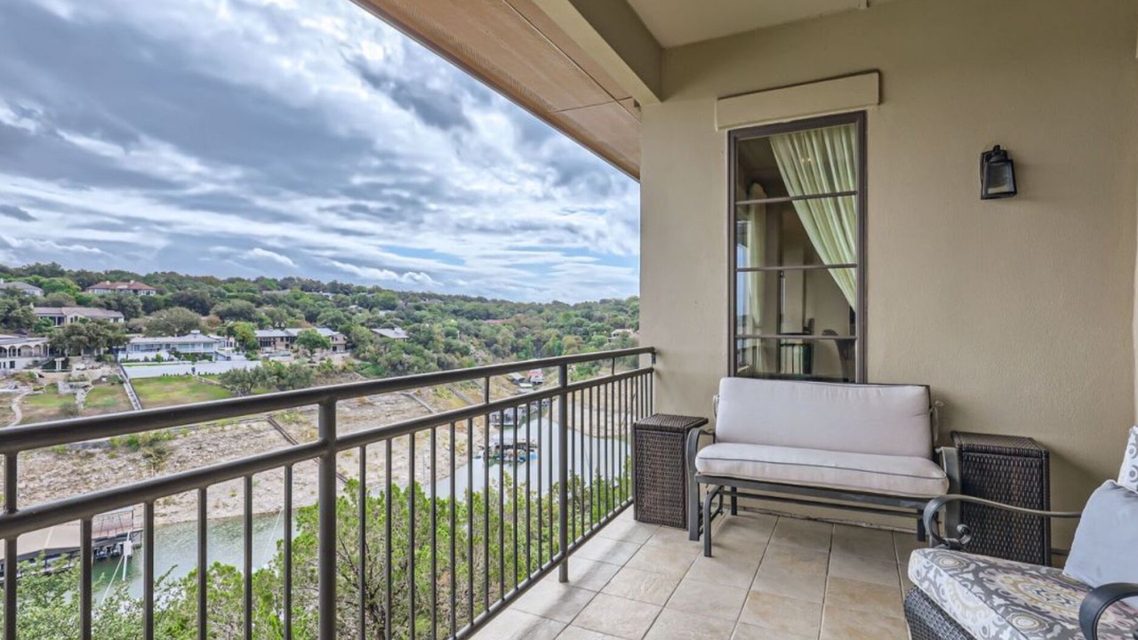 Photo of Patio Balcony in Lakeway