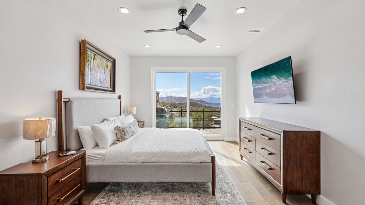 Photo of Bedroom in Hideout