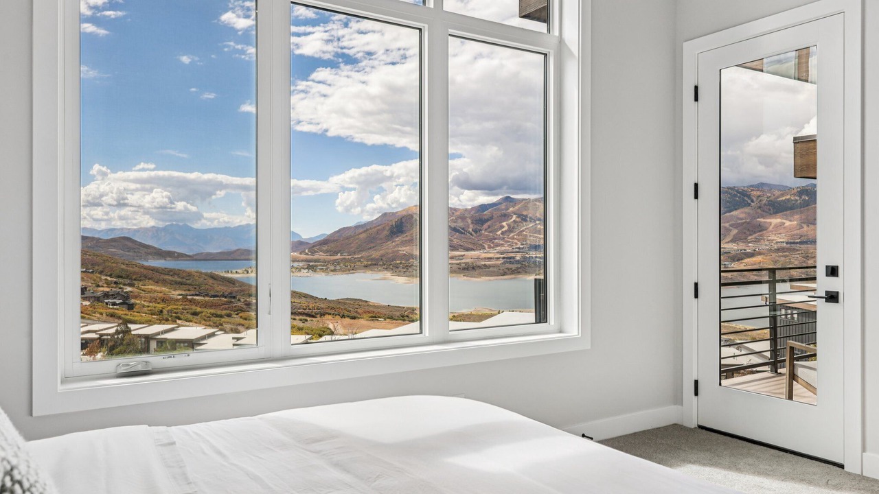 Photo of Bedroom in Hideout