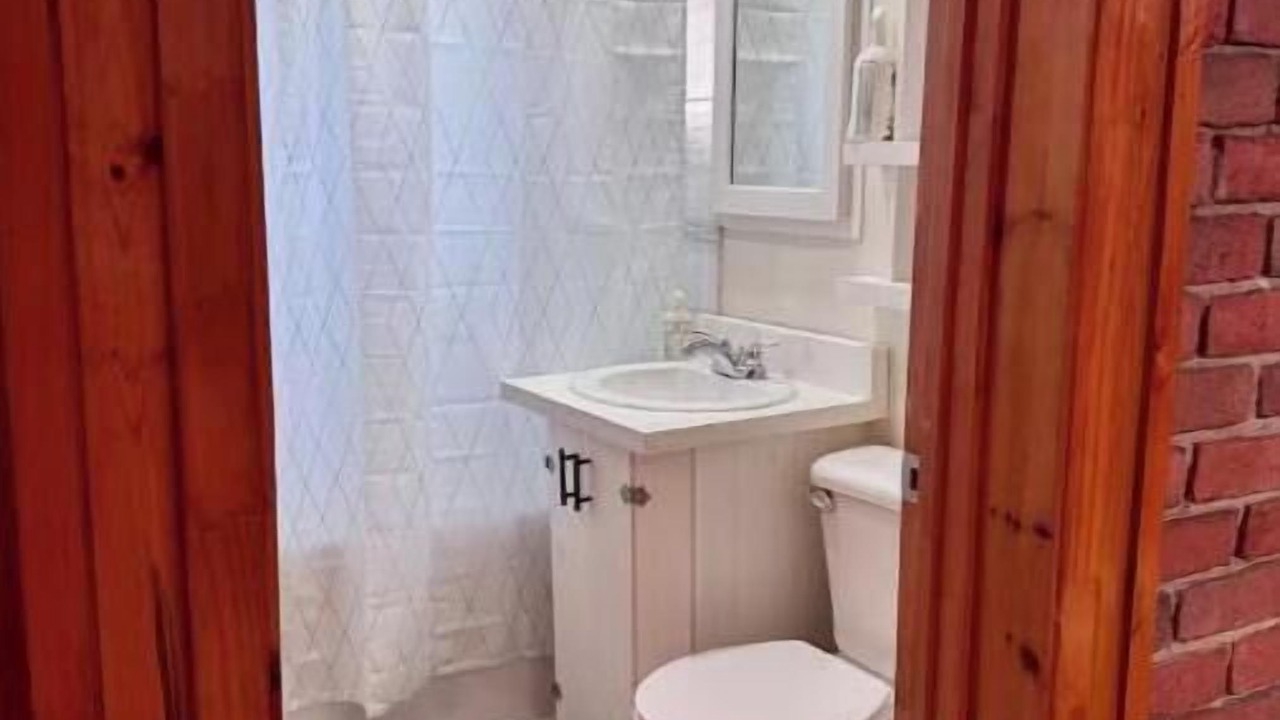 Photo of Bathroom in Sherbrooke