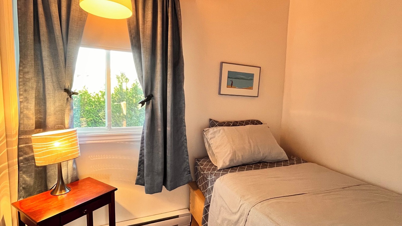 Photo of Bedroom in St-Francois-de-l'Ile-d'Orleans