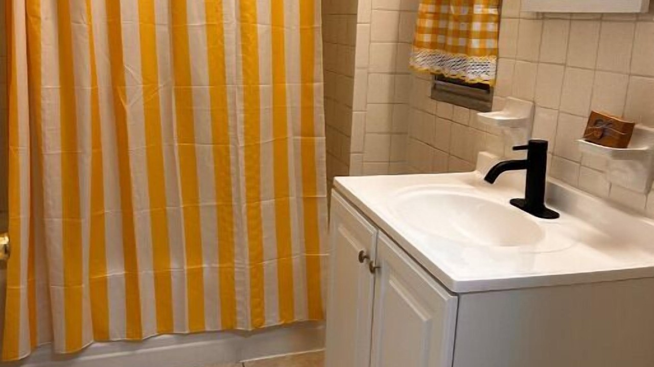 Photo of Bathroom in St. Louis