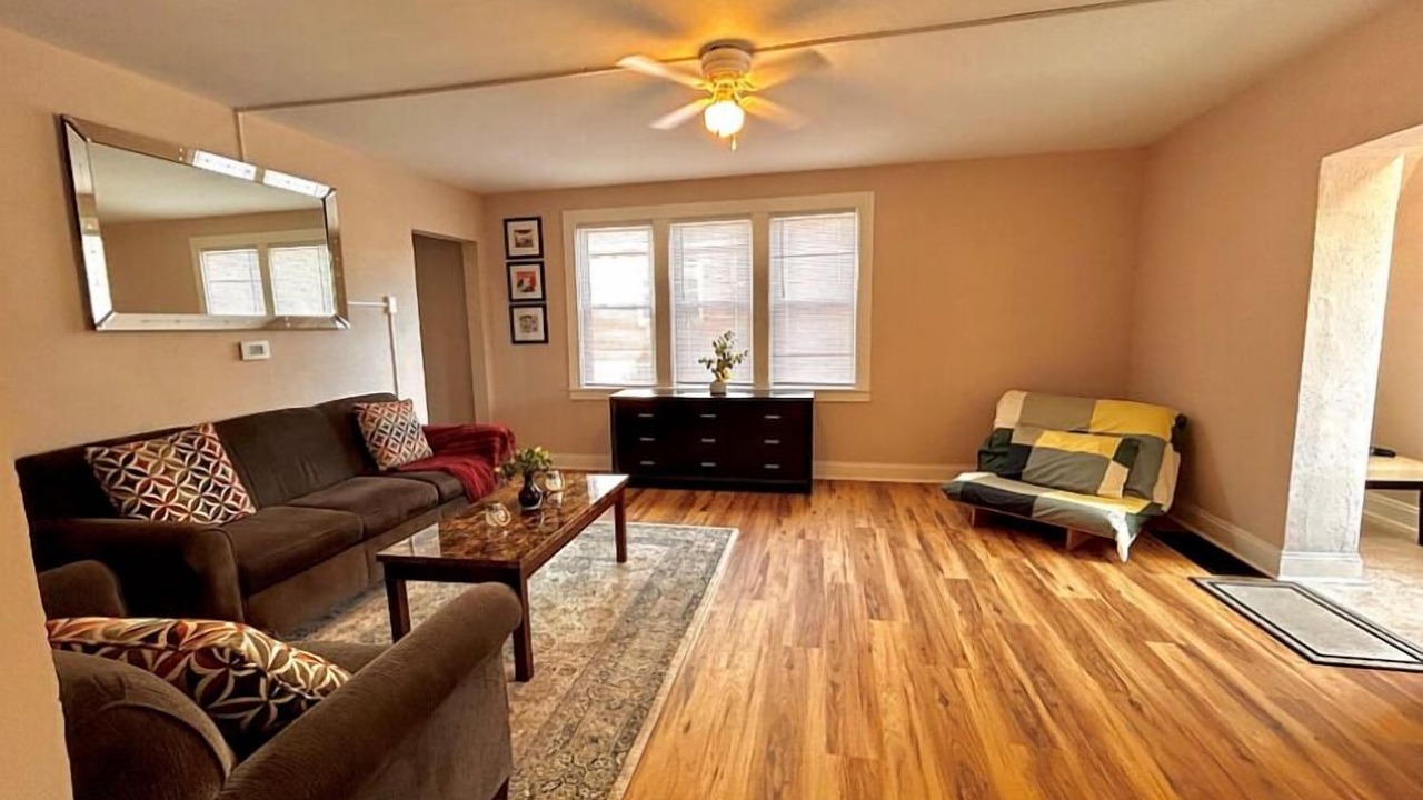 Photo of Livingroom in St. Louis