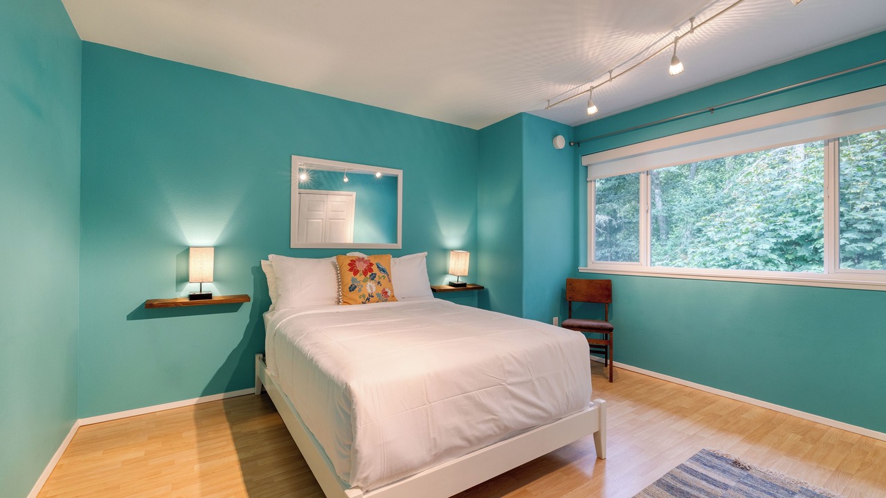 Photo of Others in Clinton