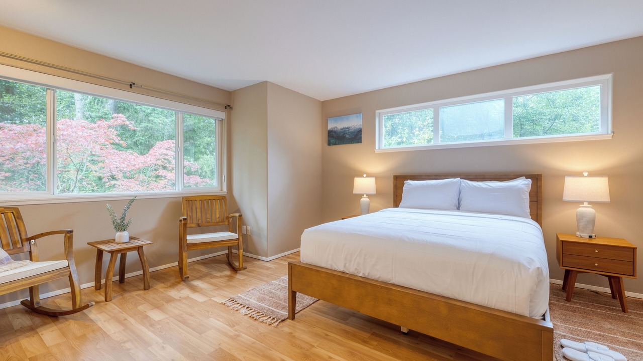 Photo of Others in Clinton