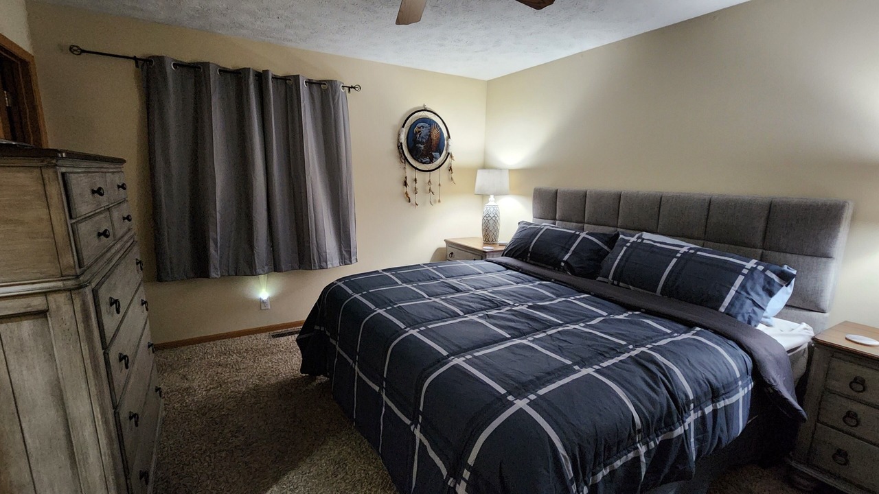 Photo of Bedroom in Millard