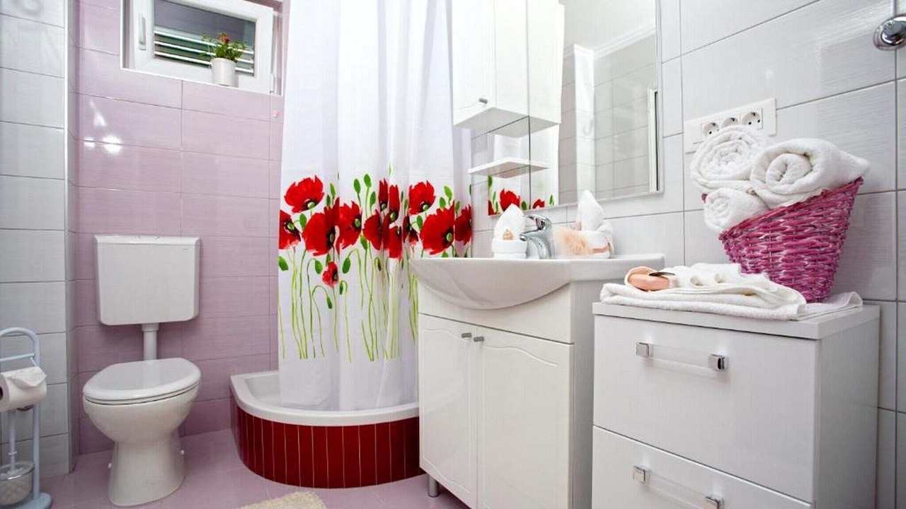 Photo of Bathroom in Baska Voda