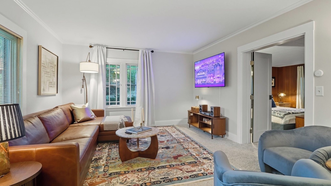 Photo of Livingroom in Rockford