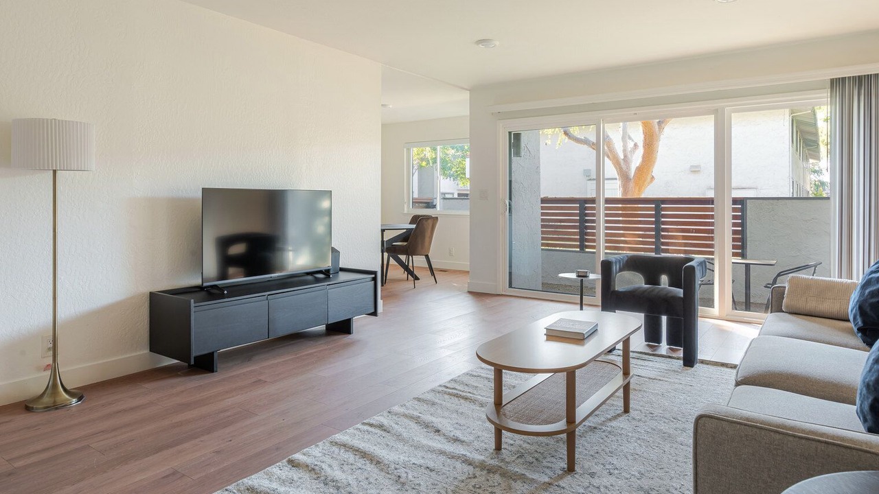 Photo of Livingroom in Cupertino