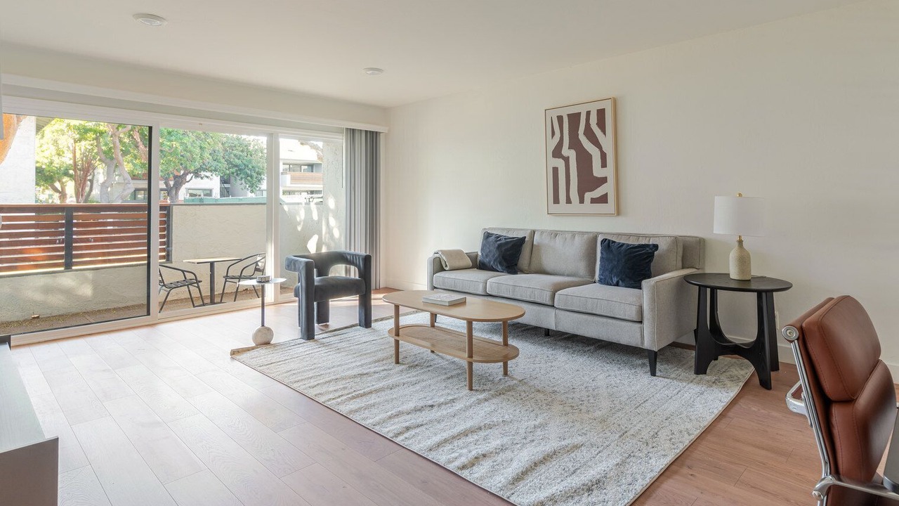 Photo of Livingroom in Cupertino