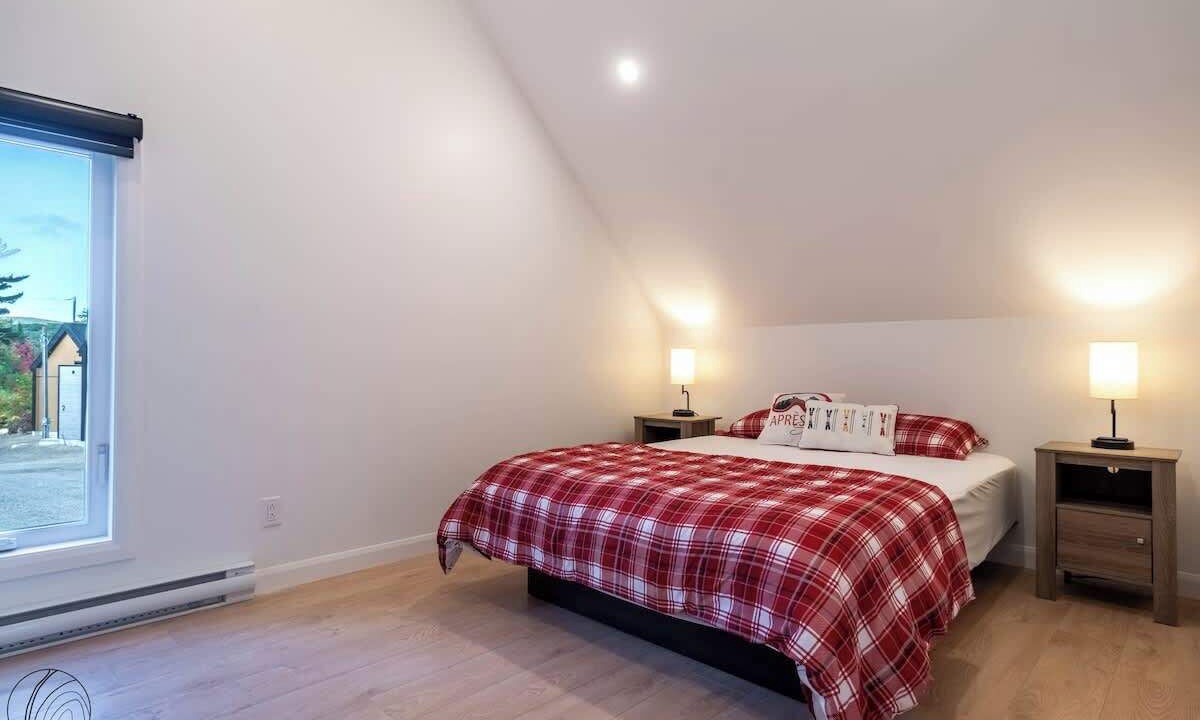 Photo of Bedroom in Saint Come