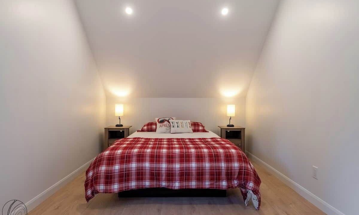 Photo of Bedroom in Saint Come