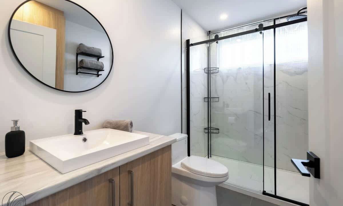Photo of Bathroom in Saint Come