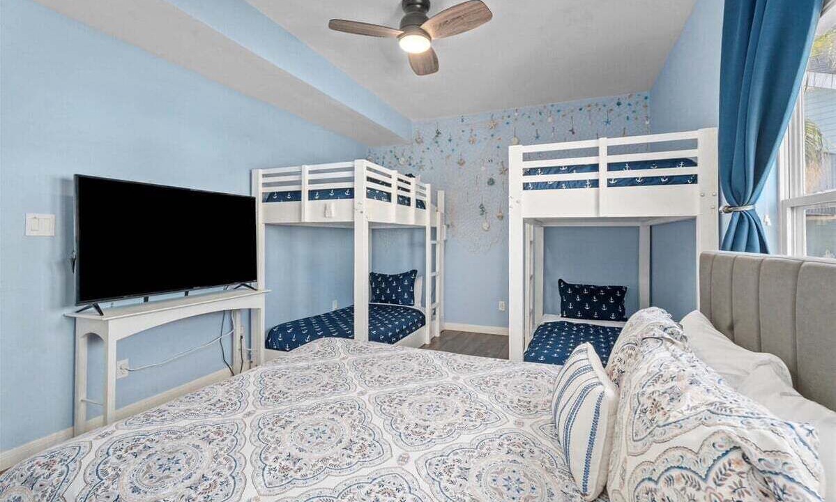 Photo of Bedroom in Pointe San Luis