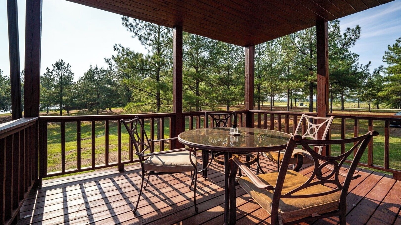 Photo of Outdoor in Amity