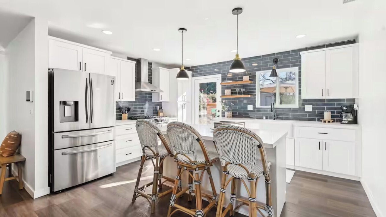 Photo of Kitchen in Rainbow CDP