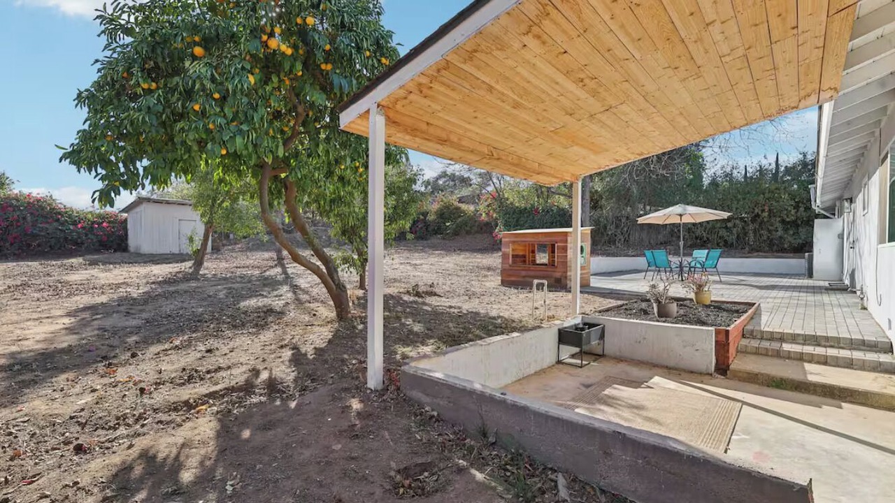 Photo of Patio Balcony in Rainbow CDP