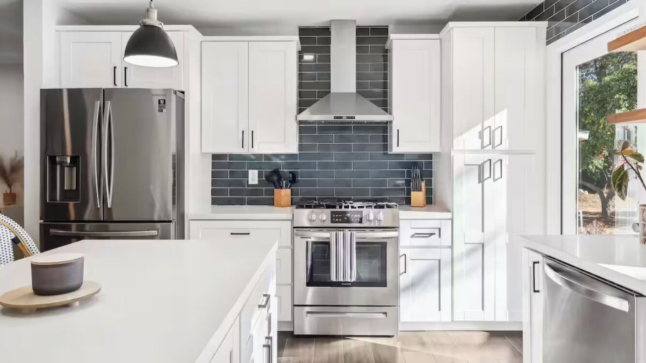 Photo of Kitchen in Rainbow CDP