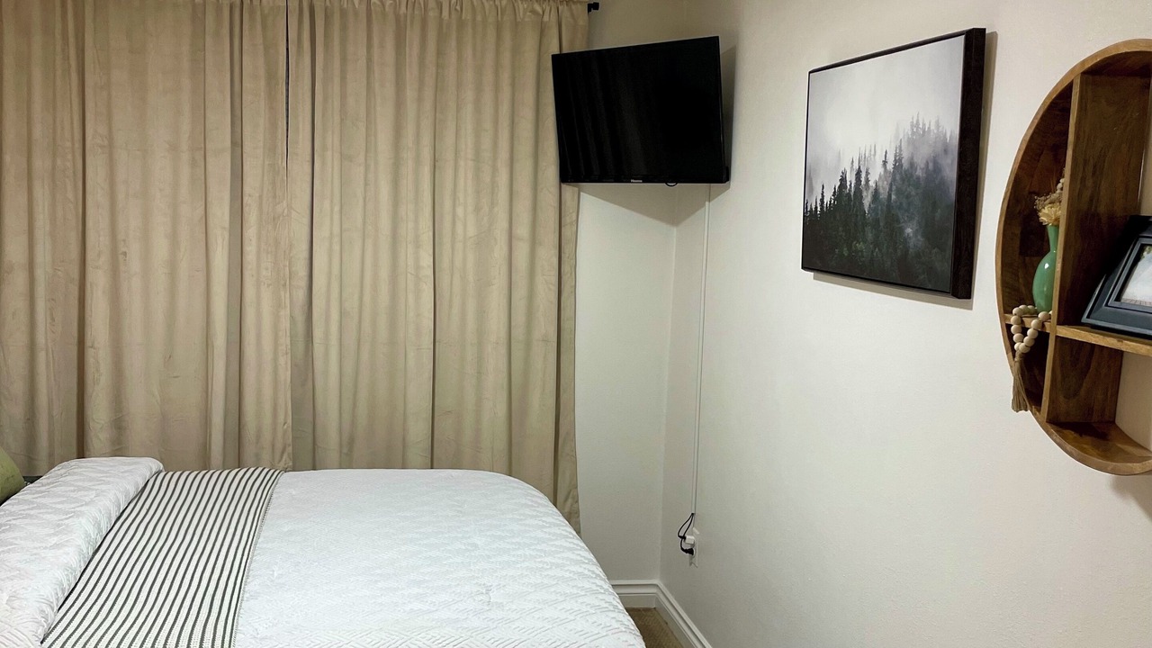 Photo of Bedroom in Des Moines