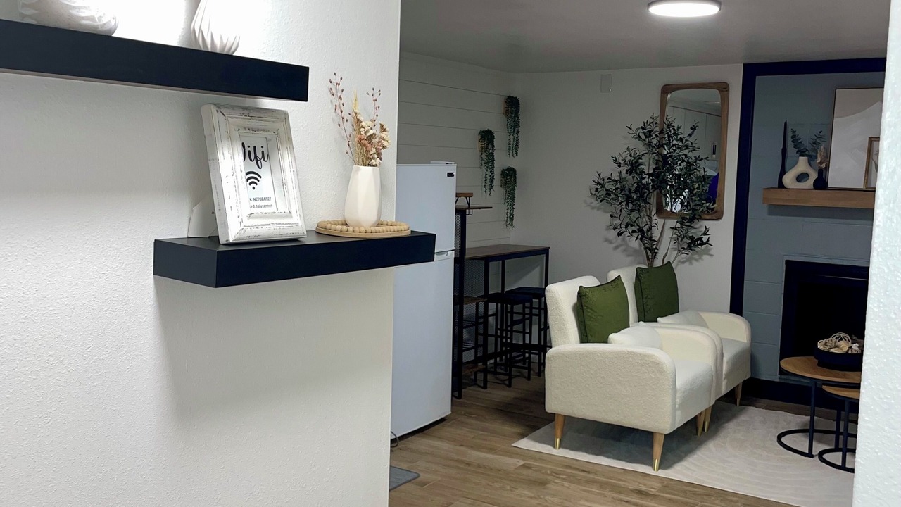 Photo of Others in Des Moines