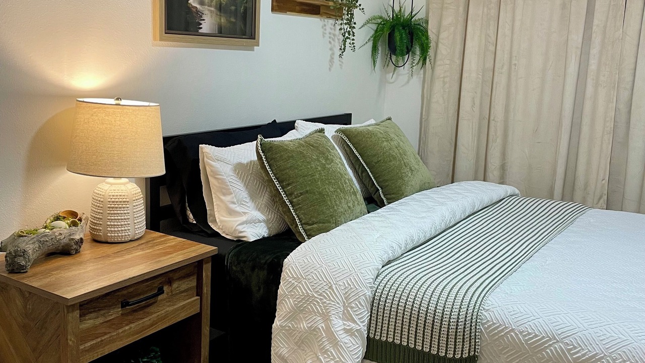 Photo of Bedroom in Des Moines