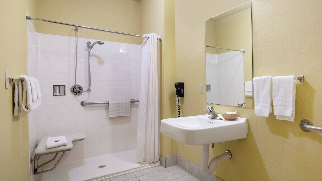Photo of Bathroom in Valley View