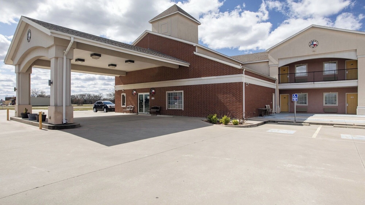 Photo of Outdoor in Valley View