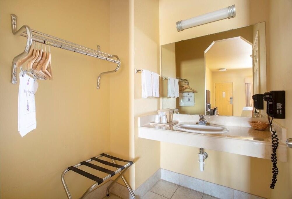 Photo of Bathroom in Valley View