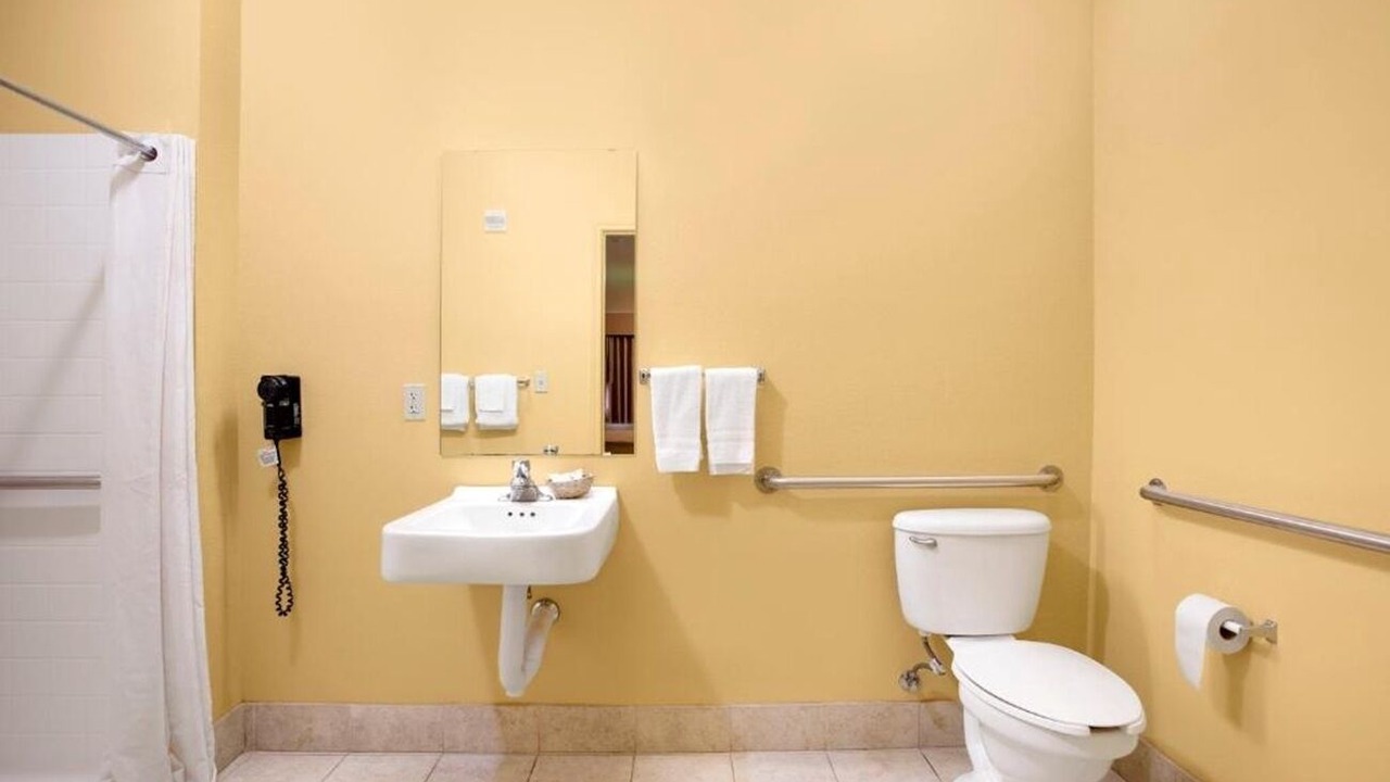 Photo of Bathroom in Valley View