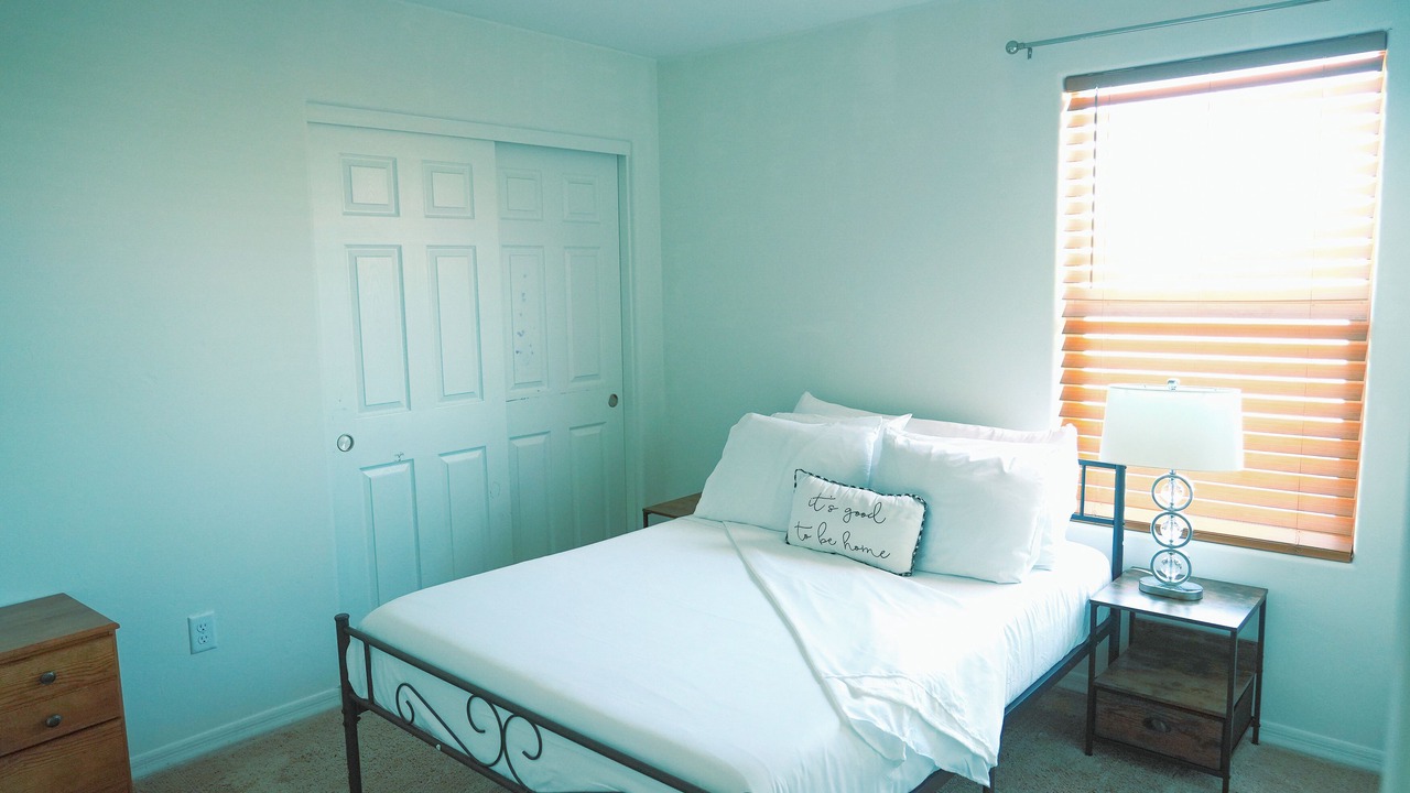 Photo of Bedroom in Coyote Corridor