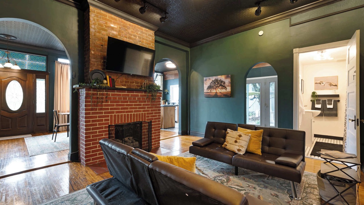Photo of Livingroom in Deer Park