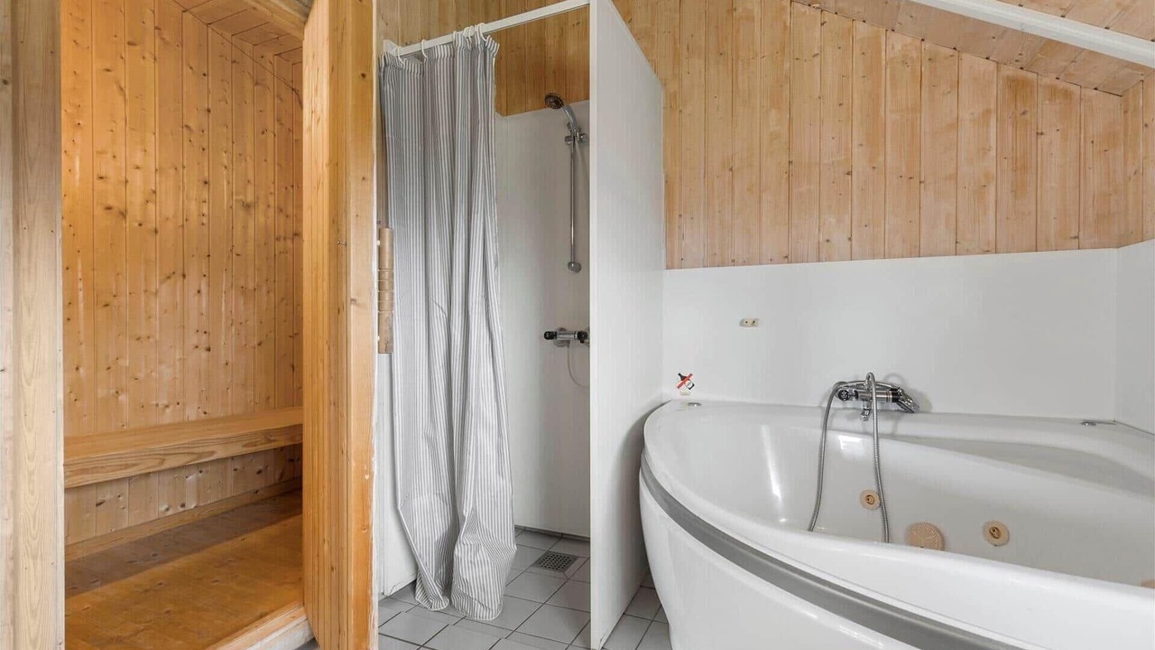 Photo of Bathroom in Ronde
