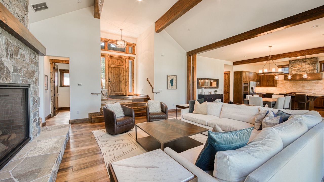 Photo of Livingroom in Ponderosa Palisades