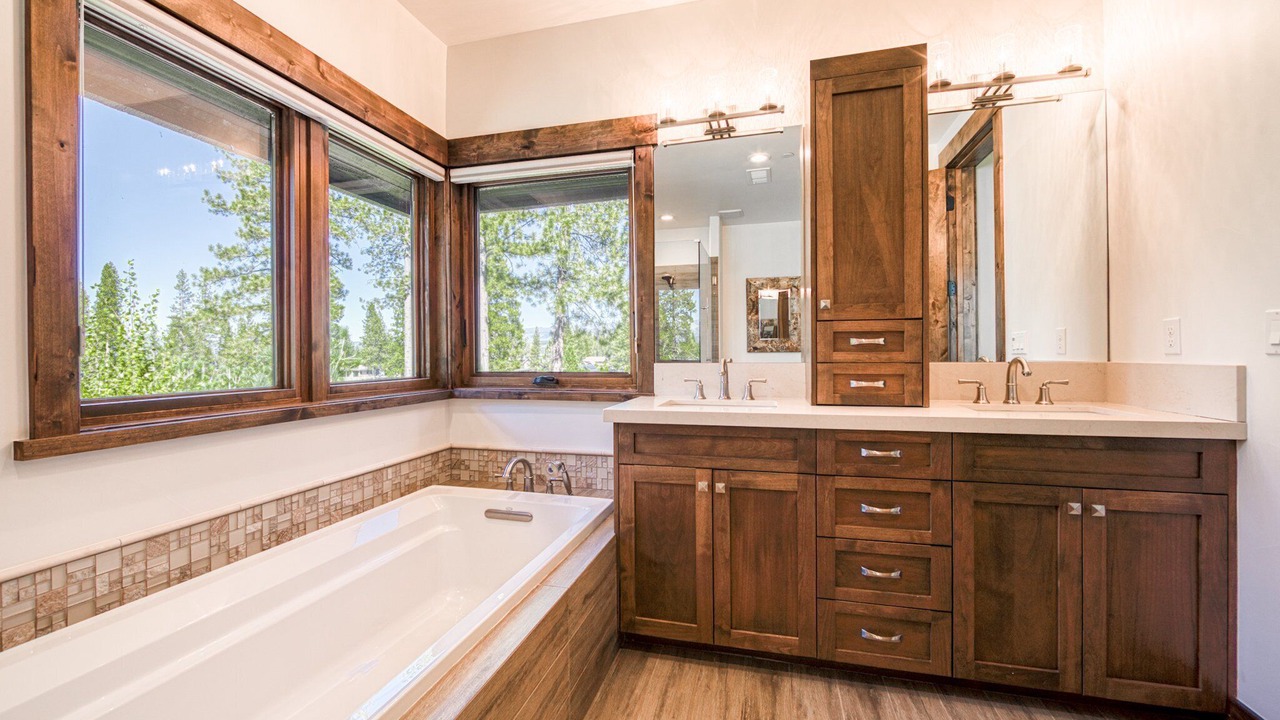 Photo of Bathroom in Ponderosa Palisades