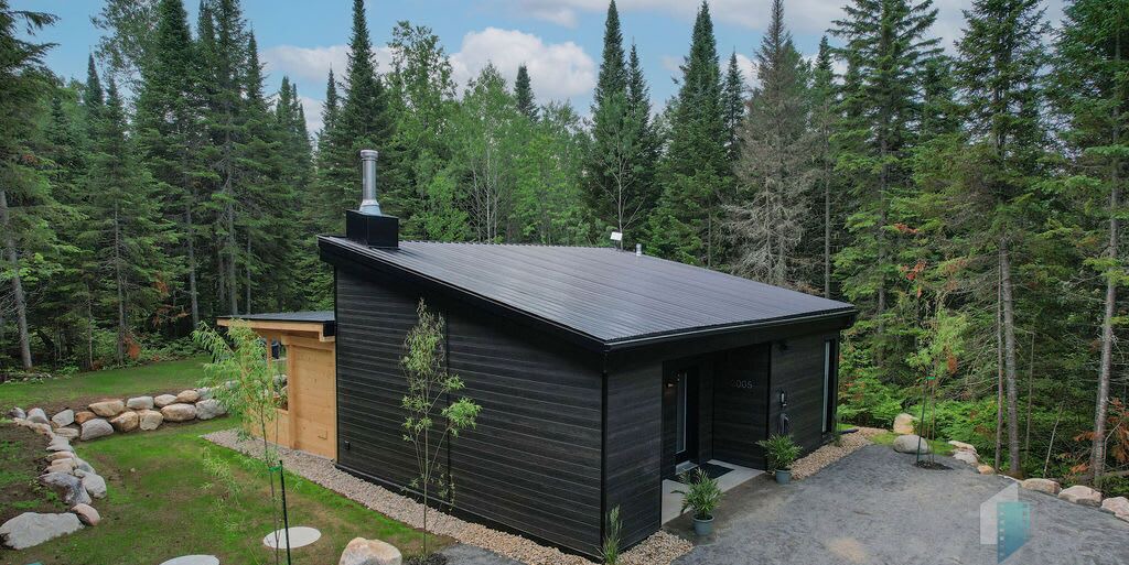 Photo of Outdoor in Notre-Dame-de-la-Merci