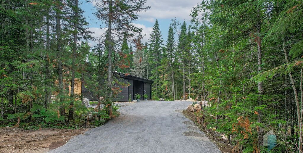 Photo of Outdoor in Notre-Dame-de-la-Merci