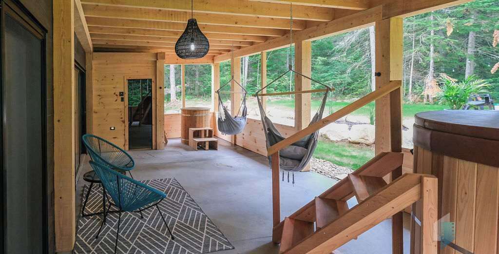Photo of Patio Balcony in Notre-Dame-de-la-Merci