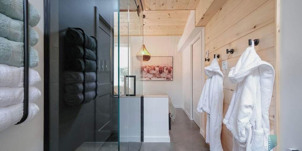 Photo of Bathroom in Notre-Dame-de-la-Merci