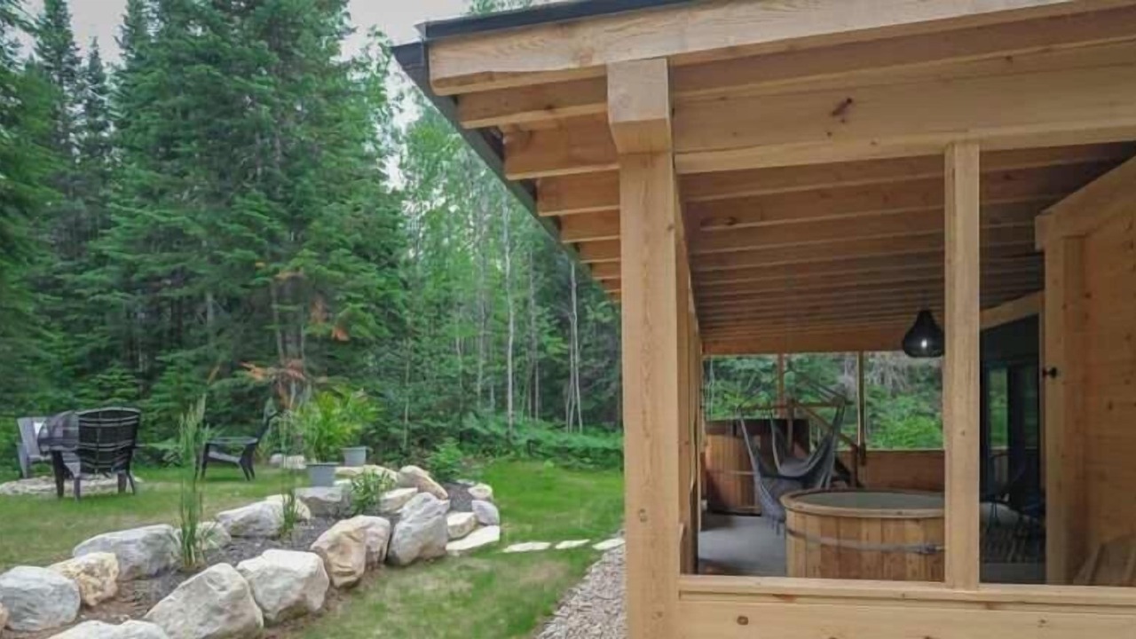 Photo of Patio Balcony in Notre-Dame-de-la-Merci