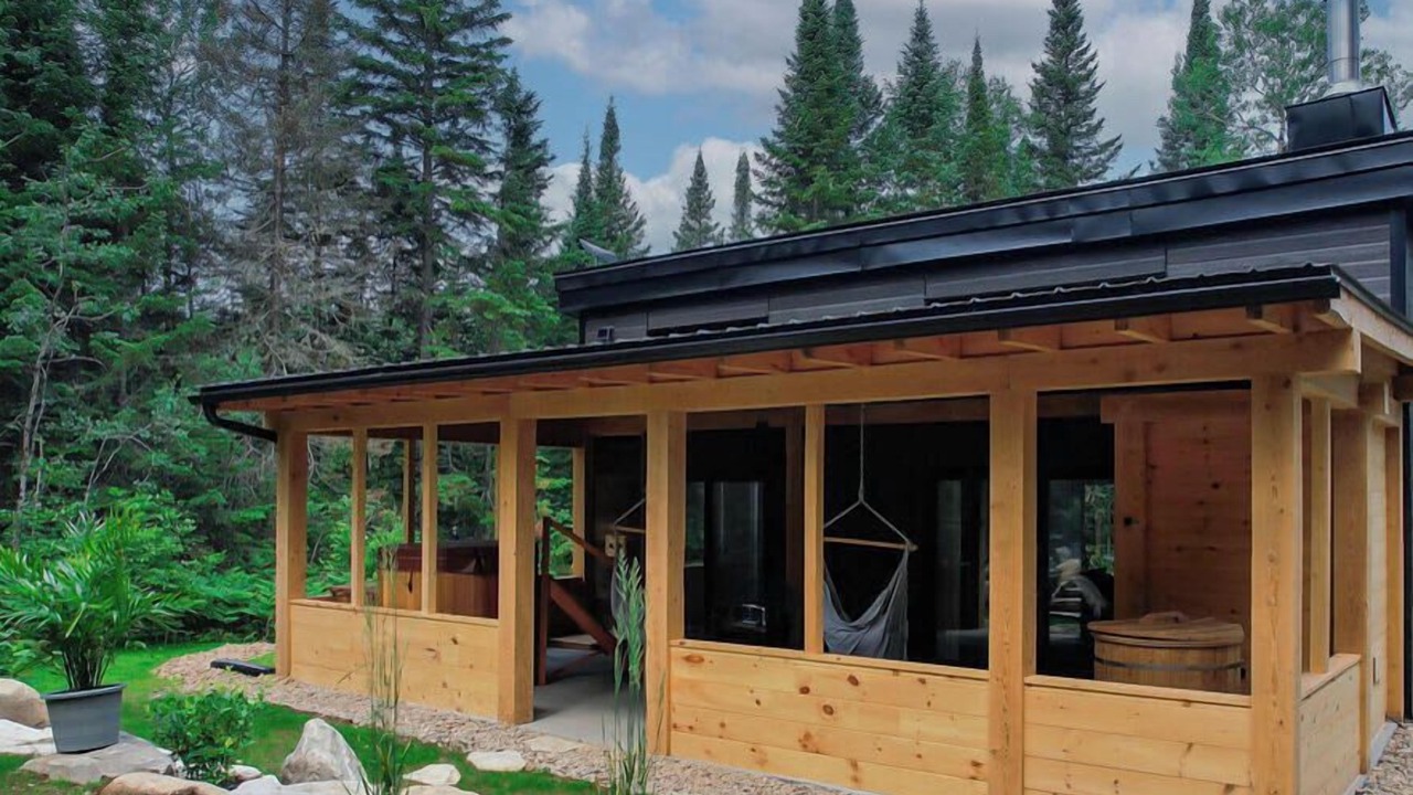Photo of Outdoor in Notre-Dame-de-la-Merci