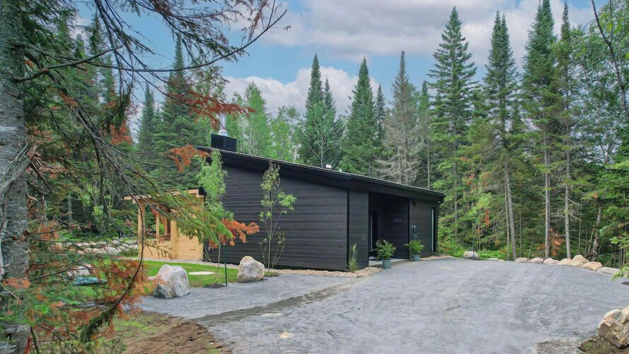 Photo of Outdoor in Notre-Dame-de-la-Merci