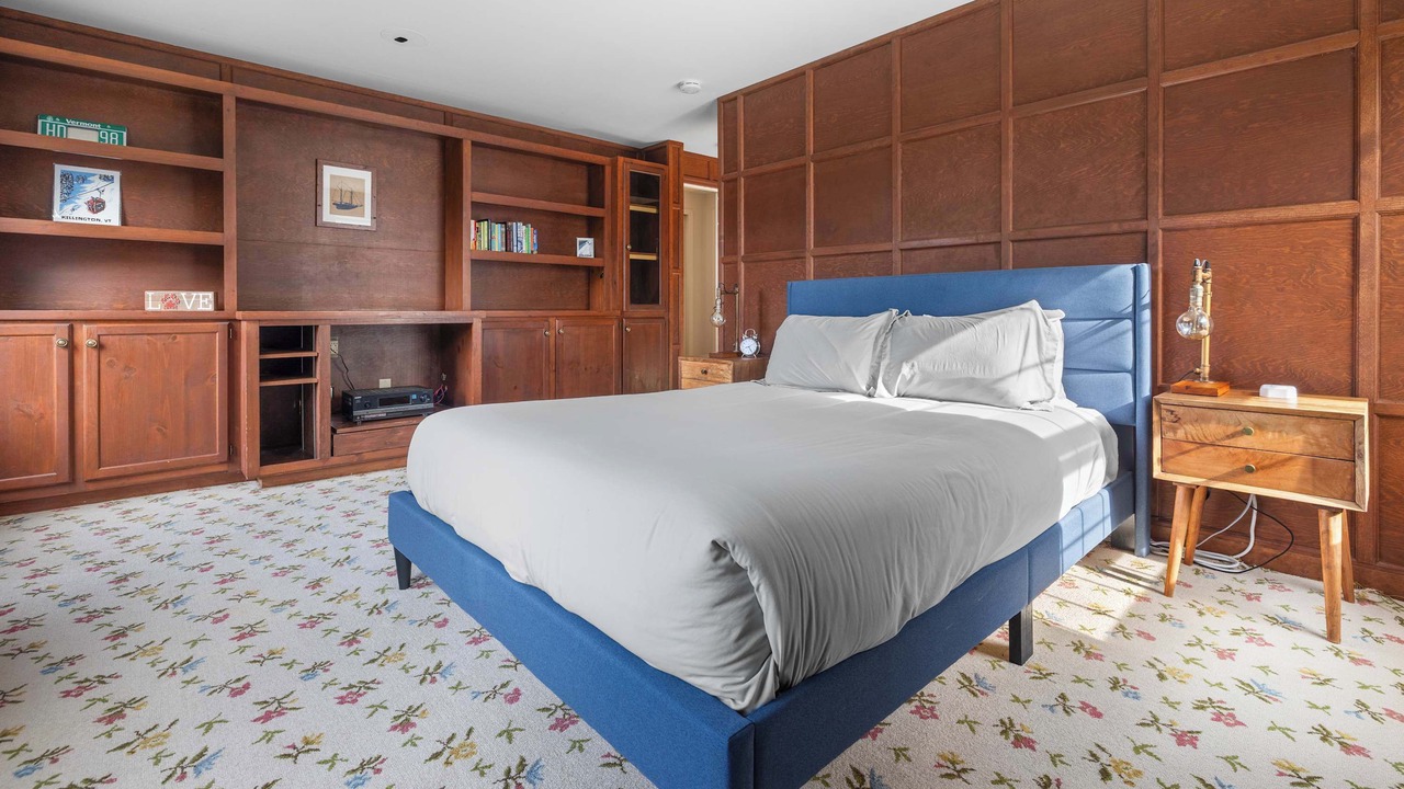 Photo of Bedroom in Clarendon