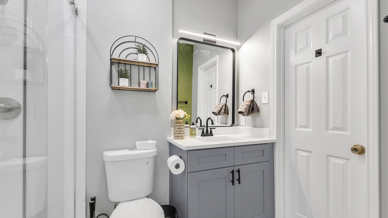 Photo of Bathroom in Northgate